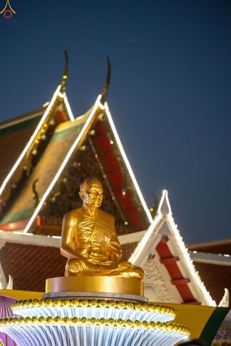 ภาพ No.294154:วันที่ 13 มกราคม พ.ศ. 2569 พิธีจุดประทีปถวายเป็นพุทธบูชา และบูชาธรรมมหาปูชนียาจารย์  (ภาพชุดที่ 2) ณ วัดสองพี่น้อง ต.ต้นตาล อ.สองพี่น้อง จ.สุพรรณบุรี ในโครงการธรรมยาตรา กตัญญูบูชา มหาปูชนียาจารย์ พระมงคลเทพมุนี(สด จนฺทสโร) พระผู้ปราบมาร อนุสรณ์สถาน 7 แห่