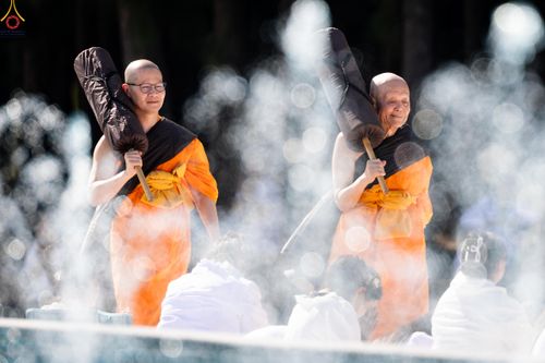 ภาพ No.279556:วันที่ 2 มกราคม พ.ศ.2569 พิธีต้อนรับพระธรรมยาตรา ครั้งที่ 1 ณ วัดพระธรรมกาย (วิหารหลวงปู่ - พระมหาธรรมกายเจดีย์)