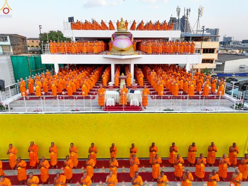 ภาพ No.302822:วันที่ 24 มกราคม พ.ศ. 2569 พิธีจุดประทีปธรรมถวายเป็นพุทธบูชา  และบูชาธรรมมหาปูชนียาจารย์  ณ อาคารธรรมยาตรา กตัญญูบูชามหาปูชนียาจารย์  ตรงข้ามวัดปากน้ำภาษีเจริญ จ.กรุงเทพมหานคร ในโครงการธรรมยาตรา กตัญญูบูชา มหาปูชนียาจารย์ พระมงคลเทพมุนี(สด จนฺทสโร) พระผู