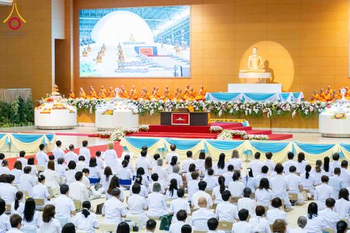 ภาพ No.308311:วันที่ 1  กุมภาพันธ์ พ.ศ. 2569 พิธีบูชาข้าวพระอาทิตย์ต้นเดือน ณ สภาธรรมกายสากล วัดพระธรรมกาย