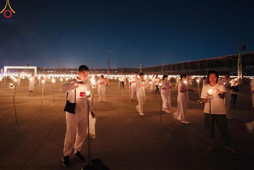 ภาพ No.125549:V.27 มาฆะ สาธุ  การรับบุญเตรียมงาน ปฎิบัติงาน เก็บงาน ของเจ้าหน้าที่หน่วยงานต่างๆ เพื่อวันมาฆบูชา วันเสาร์ที่ 24 กุมภาพันธ์  พ.ศ. 2567 ณ วัดพระธรรมกาย จ.ปทุมธานี