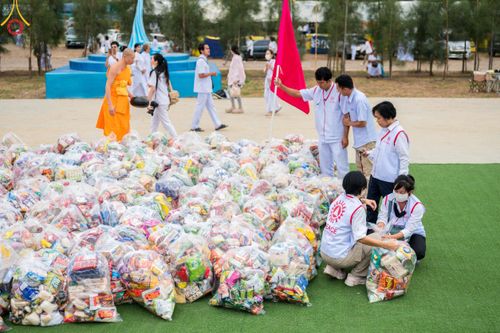 ภาพ No.119862:V.19 แกล้วกล้า การเตรียมงาน เก็บงาน การรับบุญของเจ้าหน้าที่หน่วยงานต่างๆ เพื่อโครงการธรรมยาตรา กตัญญูบูชามหาปูชนียาจารย์ พระมงคลเทพมุนี (สด จนฺทสโร) พระผู้ปราบมาร อนุสรณ์สถาน 7 แห่ง ปีที่ 12 ระหว่างวันที่ 2 - 31 มกราคม พ.ศ.2567