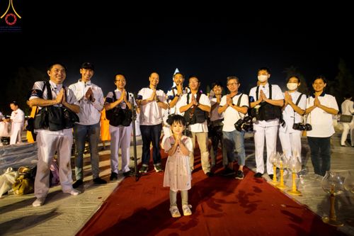 ภาพ No.110178:V.8 พลังทีม การเตรียมงาน เก็บงาน การรับบุญของเจ้าหน้าที่หน่วยงานต่างๆ เพื่อโครงการธรรมยาตรา กตัญญูบูชามหาปูชนียาจารย์ พระมงคลเทพมุนี (สด จนฺทสโร) พระผู้ปราบมาร อนุสรณ์สถาน 7 แห่ง ปีที่ 12 ระหว่างวันที่ 2 - 31 มกราคม พ.ศ.2567