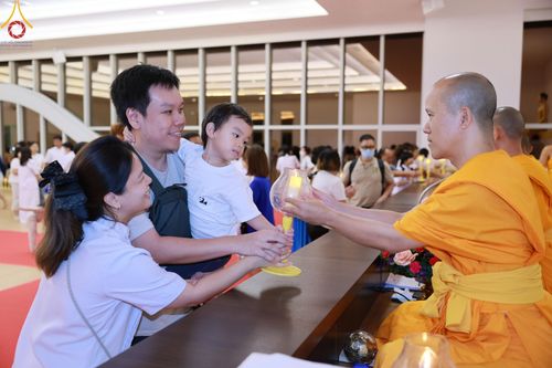 ภาพ No.139690:กิจกรรมวันวิสาขบูชา ณ Dhammakaya Centre Singapore วันที่ 21-22 พฤษภาคม พ.ศ. 2567