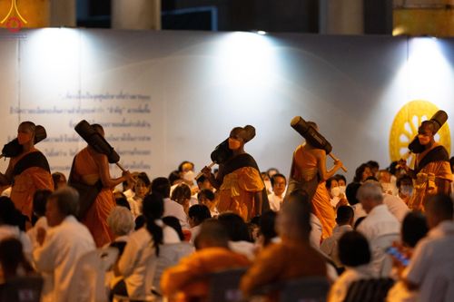 ภาพ No.120499:พิธีต้อนรับพระธรรมยาตรา ในโครงการธรรมยาตรา กตัญญูบูชา มหาปูชนียาจารย์ พระมงคลเทพมุนี(สด จนฺทสโร) พระผู้ปราบมาร อนุสรณ์สถาน 7 แห่ง ปีที่ 12 วันที่ 28 มกราคม พ.ศ. 2567 ณ วัดพระธรรมกาย จ.ปทุมธานี (ชุดที่ 2)