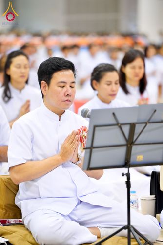 ภาพ No.134489:พิธีทอดผ้าป่าสมทบ มหาสังฆทาน 10,000 วัด ทั่วไทย วันอาทิตย์ต้นเดือนที่ 7 เมษายน พ.ศ.2567 ณ ห้องแก้วสารพัดนึก 1 สภาธรรมกายสากล  วัดพระธรรมกาย จ.ปทุมธานี