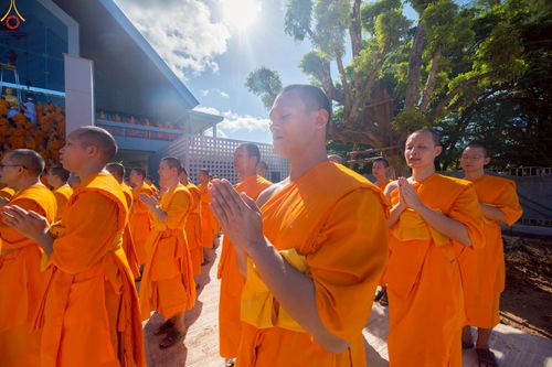 ภาพ No.248905:วันที่ 20 กันยายน พ.ศ. 2568 พิธีอัญเชิญรูปหล่อหลวงปู่วัดปากน้ำ ภาษีเจริญ จากวัดมงคลนิมิตร พระอารามหลวง เพื่อประดิษฐาน ณ วิหารพระมงคลเทพมุนี (สด จนฺทสโร)  ศูนย์ปฏิบัติธรรมภูเก็ต จ.ภูเก็ต