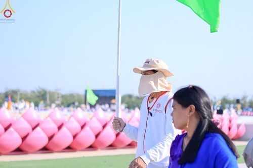 ภาพ No.117931:V.17 สำเร็จๆ การเตรียมงาน เก็บงาน การรับบุญของเจ้าหน้าที่หน่วยงานต่างๆ เพื่อโครงการธรรมยาตรา กตัญญูบูชามหาปูชนียาจารย์ พระมงคลเทพมุนี (สด จนฺทสโร) พระผู้ปราบมาร อนุสรณ์สถาน 7 แห่ง ปีที่ 12 ระหว่างวันที่ 2 - 31 มกราคม พ.ศ.2567