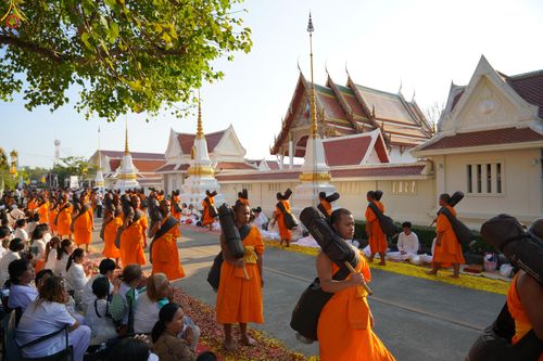 ภาพ No.295391:วันที่ 16 มกราคม พ.ศ. 2569 พิธีต้อนรับพระธรรมยาตรา อนุสรณ์สถานลำดับที่ 4 (ภาพชุดที่ 2) สถานที่เกิดด้วยกายธรรม ณ วัดโบสถ์บน ต.บางคูเวียง จ.นนทบุรี ในโครงการธรรมยาตรา กตัญญูบูชา มหาปูชนียาจารย์ พระมงคลเทพมุนี(สด จนฺทสโร) พระผู้ปราบมาร อนุสรณ์สถาน 7 แห่ง ปี