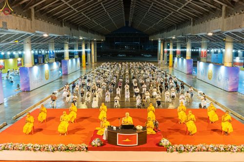 พิธีฉลองชัยสวดมนต์บทธรรมจักร 5,045,000,114 จบ เนื่องในวันคล้ายวันเกิด ครบรอบ 114 ปี คุณยายมหารัตนอุบาสิกาจันทร์ ขนนกยูง ณ วัดพระธรรมกาย จ.ปทุมธานี วันที่ 19 มกราคม พ.ศ. 2566