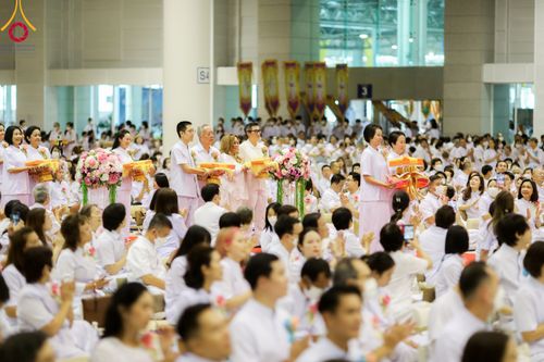 ภาพ No.92235:พิธีทอดกฐินธรรมชัยเพื่อสร้างอาคาร 115 ปี คุณยายอาจารย์มหารัตนอุบาสิกาจันทร์ ขนนกยูง อาทิตย์ต้นเดือนที่ 5 พฤศจิกายน พ.ศ. 2566 ณ วัดพระธรรมกาย จ.ปทุมธานี