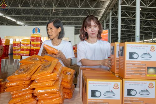 ภาพ No.322104:วันที่ 14 เมษายน พ.ศ.2569 การเตรียมกล่องไทยธรรม วันสุดท้าย เพื่องานถวายมหาสังฆทาน 40,000 กว่าวัดทั่วประเทศ วันคุ้มครองโลก 22 เมษายน พ.ศ.2569 วัดพระธรรมกาย