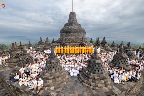 ภาพ No.331600:วันอาทิตย์ที่ 31 พฤษภาคม พ.ศ. 2569 เทศกาลวิสาขบูชานานาชาติ มหาเจดีย์บุโรพุทโธ (Borobudur) ในจังหวัดชวากลาง ประเทศอินโดนีเซีย