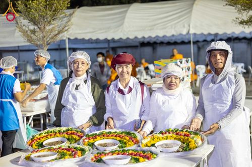 ภาพ No.294731:วันที่ 15 มกราคม พ.ศ. 2569 พิธีถวายภัตตาหารเป็นสังฆทาน แด่พระธรรมยาตรา ณ วัดโบสถ์บน ต.บางคูเวียง จ.นนทบุรี อนุสรณ์สถานลำดับที่ 4 สถานที่เกิดด้วยกายธรรม ในโครงการธรรมยาตรา กตัญญูบูชา มหาปูชนียาจารย์ พระมงคลเทพมุนี(สด จนฺทสโร) พระผู้ปราบมาร อนุสรณ์สถาน 7 แ