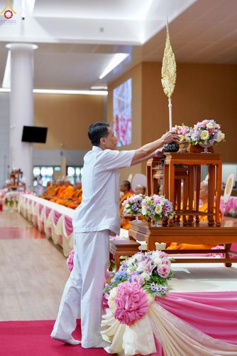 ภาพ No.343253:วันที่ 16 สิงหาคม พ.ศ.2569 พิธีมุทิตาสักการะพระราชาคณะ ณ ห้องแก้วสารพัดนึก 2 วัดพระธรรมกาย