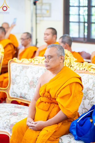 ภาพ No.311093:วันพฤหัสบดีที่ 26 กุมภาพันธ์ พ.ศ. 2569 พิธีถวายสังฆทานแด่คณะสงฆ์ 323 วัด ปีที่ 22 ครั้งที่ 182 พิธีมอบกองทุนหนุนแรงใจช่วยครูใต้ ปีที่ 19 ครั้งที่ 145 และพิธีทำบุญอุทิศส่วนกุศลให้ผู้วายชนม์