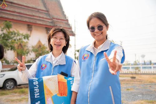 ภาพ No.301184:วันที่ 22 มกราคม พ.ศ. 2569 พิธีทอดผ้าป่าทำนุบำรุงศาสนสถาน ณ วัดใหม่พิบูลย์ผล อ.สองพี่น้อง จ.สุพรรณบุรี ในโครงการธรรมยาตรา กตัญญูบูชา มหาปูชนียาจารย์ พระมงคลเทพมุนี(สด จนฺทสโร) พระผู้ปราบมาร อนุสรณ์สถาน 7 แห่ง ปีที่ 14