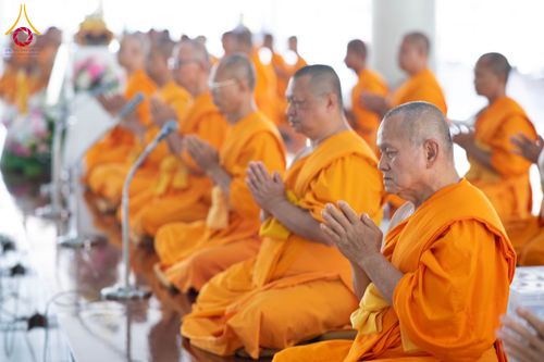 ภาพ No.310114:วันที่ 7 กุมภาพันธ์ พ.ศ. 2569 พิธีถวายภัตตาหารเมนูสวรรค์ เพื่อการบรรลุธรรม ณ หอฉันคุณยายอาจารย์ฯ วัดพระธรรมกาย