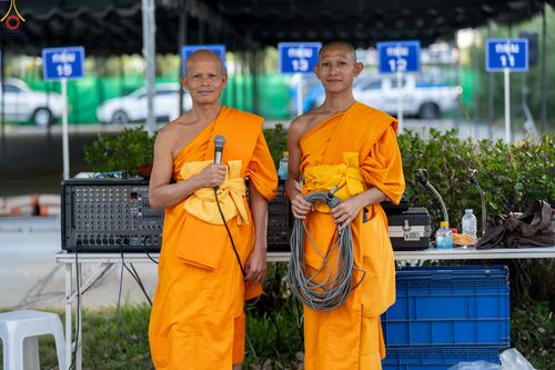 ภาพ No.296287:ภาพเบื้องหลังอาสาสมัครรวมใจ ชุดที่ 2 ในโครงการธรรมยาตรา กตัญญูบูชา มหาปูชนียาจารย์ พระมงคลเทพมุนี(สด จนฺทสโร) พระผู้ปราบมาร อนุสรณ์สถาน 7 แห่ง ปีที่ 14