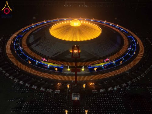 ภาพ No.312302:วันอังคารที่ 3 มีนาคม พ.ศ.2569 พิธีเวียนประทักษิณและจุดมาฆประทีป (ภาพชุดที่ 2) ณ ลานธรรมพระมหาธรรมกายเจดีย์ วัดพระธรรมกาย