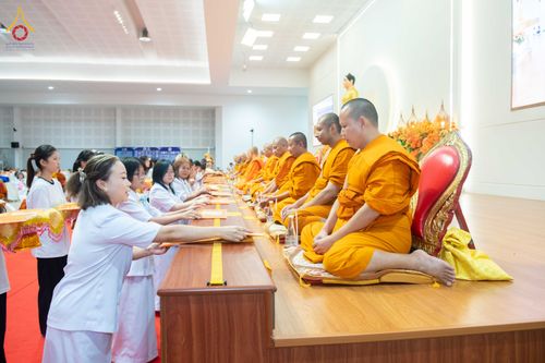 ภาพ No.342695:วันเสาร์ที่ 8 สิงหาคม พ.ศ. 2569  พิธีทักษิณานุปทาน แด่บรรพชนตระกูลผ่องสวัสดิ์และหมู่ญาติที่ล่วงลับไปแล้ว ครั้งที่ 21 ณ พระมหาเจดีย์ทัตตชีโว ศูนย์อบรมเยาวชนกาญจนบุรี