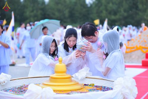 ภาพ No.346658:วันอาทิตย์ที่ 30 สิงหาคม พ.ศ.2569 พิธีทอดผ้าป่า สวดธรรมจักรกัปปวัตนสูตรกลั่นแผ่นดินโปรยรัตนชาติ  สถาปนาองค์พระเจดีย์เพื่อสร้างสันติภาพโลก  ณ ศูนย์ปฏิบัติธรรมพนมสารคาม (เพชรตะวัน) จังหวัดฉะเชิงเทรา
