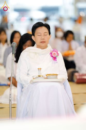 ภาพ No.305579:วันที่ 29 มกราคม พ.ศ. 2569 พิธีถวายภัตตาหารเป็นสังฆทาน แด่พระธรรมยาตรา ณ วัดพระธรรมกาย  จังหวัดปทุมธานี ในโครงการธรรมยาตรา กตัญญูบูชา มหาปูชนียาจารย์ พระมงคลเทพมุนี(สด จนฺทสโร) พระผู้ปราบมาร อนุสรณ์สถาน 7 แห่ง ปีที่ 14