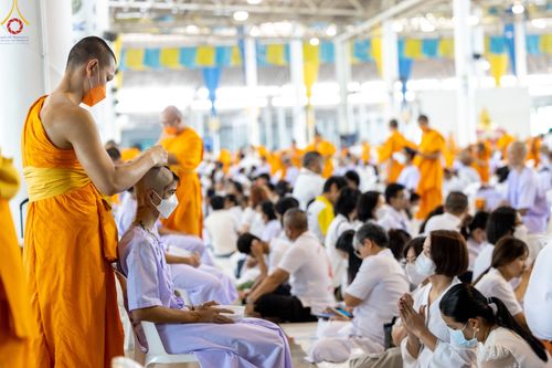 ภาพ No.78777:พิธีปลงผมนาคธรรมทายาท โครงการอบรมยุวธรรมทายาท มัชฌิมธรรมทายาท และธรรมทายาทรุ่นอุดมศึกษา ณ สภาธรรมกายสากล วัดพระธรรมกาย วันเสาร์ที่ 1 เมษายน พ.ศ. 2566