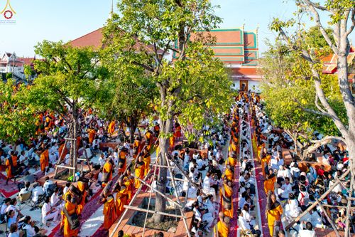 ภาพ No.293074:วันที่ 11 มกราคม พ.ศ. 2569 พิธีต้อนรับพระธรรมยาตรา ณ อนุสรณ์สถานลำดับที่ 3 (ภาพชุดที่ 2) สถานที่เกิดในเพศสมณะ วัดสองพี่น้อง อำเภอสองพี่น้อง จังหวัดสุพรรณบุรี ในโครงการธรรมยาตรา กตัญญูบูชา มหาปูชนียาจารย์ พระมงคลเทพมุนี(สด จนฺทสโร) พระผู้ปราบมาร อนุสรณ์สถ