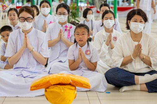 ภาพ No.83414:พิธีบรรพชาอุปสมบทหมู่ธรรมทายาทนานาชาติ (ภาคภาษาจีน) รุ่นที่ 18 ณ โบสถ์พระไตรปิฎก วัดพระธรรมกาย จ.ปทุมธานี วันเสาร์ที่ 15 กรกฎาคม 2566