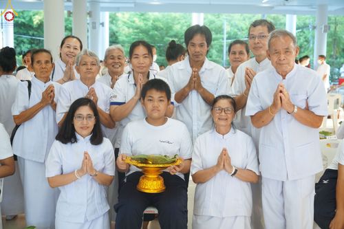 ภาพ No.78437:พิธีตัดปอยผม โครงการหน่อแก้วเปรียญธรรมรุ่นที่ 11  วันที่ 26 มีนาคม พ.ศ.2566  ณ หมู่กุฏิสามเณร อาคารค่ายจองแชมป์ วัดพระธรรมกาย