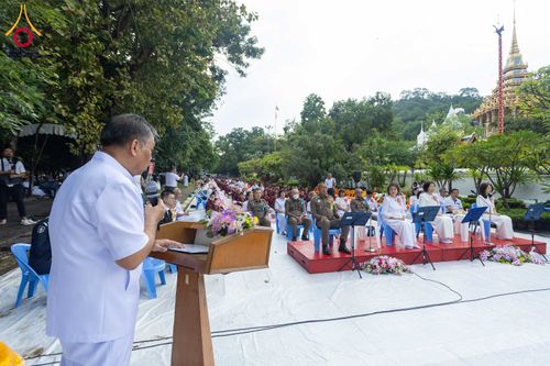 ภาพ No.351439:วันที่ 22 กันยายน พ.ศ. 2569  พิธีตักบาตรสามเณรธรรมทายาท โครงการบรรพชาพัฒนาคุณธรรม จริยธรรม  สำหรับนักเรียนนายสิบตำรวจ (นสต.) รุ่นที่ 16 ศูนย์ฝึกอบรมตำรวจภูธรภาค 1  ณ วัดพระพุทธบาทราชวรมหาวิหาร