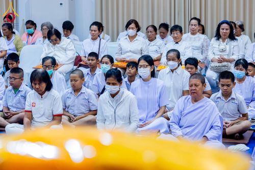 ภาพ No.304949:วันที่ 28 มกราคม พ.ศ. 2569 พิธีทอดผ้าป่าทำนุบำรุงศาสนสถาน ณ วัดบัวแก้วเกษร อ.ลาดหลุมแก้ว จ.ปทุมธานี ในโครงการธรรมยาตรา กตัญญูบูชา มหาปูชนียาจารย์ พระมงคลเทพมุนี(สด จนฺทสโร) พระผู้ปราบมาร อนุสรณ์สถาน 7 แห่ง ปีที่ 14