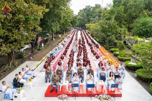 ภาพ No.351550:วันที่ 22 กันยายน พ.ศ. 2569  พิธีตักบาตรสามเณรธรรมทายาท โครงการบรรพชาพัฒนาคุณธรรม จริยธรรม  สำหรับนักเรียนนายสิบตำรวจ (นสต.) รุ่นที่ 16 ศูนย์ฝึกอบรมตำรวจภูธรภาค 1  ณ วัดพระพุทธบาทราชวรมหาวิหาร