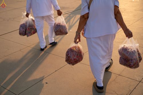 ภาพ No.306087:วันที่ 25 มกราคม พ.ศ. 2569 พิธีต้อนรับพระธรรมยาตรา วัดพระธรรมกาย(ภาพชุดที่ 4) ในโครงการธรรมยาตรา กตัญญูบูชา มหาปูชนียาจารย์ พระมงคลเทพมุนี(สด จนฺทสโร) พระผู้ปราบมาร อนุสรณ์สถาน 7 แห่ง ปีที่ 14