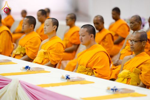 ภาพ No.306223:วันที่ 30 มกราคม พ.ศ. 2569 พิธีถวายภัตตาหารเป็นสังฆทาน แด่พระธรรมยาตรา ณ วัดพระธรรมกาย  จังหวัดปทุมธานี ในโครงการธรรมยาตรา กตัญญูบูชา มหาปูชนียาจารย์ พระมงคลเทพมุนี(สด จนฺทสโร) พระผู้ปราบมาร อนุสรณ์สถาน 7 แห่ง ปีที่ 14