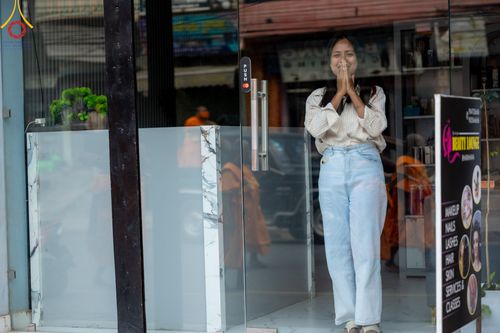 ภาพ No.317041:วันเสาร์ที่ 28 มีนาคม พ.ศ.2569 ธรรมยาตราจาริก ณ ซุ้มประตูลุมพินีเกต(Lumbini Gate) ประเทศเนปาล