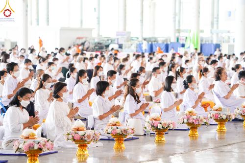 ภาพ No.81163:พิธีถวายหนังสือธรรมะ บาลี นักธรรม ทางก้าวหน้า วันเสาร์ที่ 27 พฤษภาคม พ.ศ. 2566 ณ บ้านแก้วเรือนทองคุณยายอาจารย์ฯ สภาธรรมกายสากล