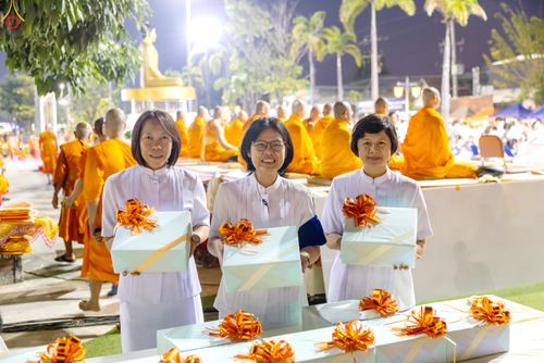 ภาพ No.282473:วันที่ 19 -20 ธันวาคม พ.ศ.2568 เบื้องหลังความสำเร็จ ของการจัดงานตักบาตร พระ 10,000 รูป Skywalk กาญจนบุรี