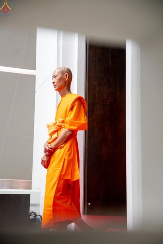 ภาพ No.330810:วันวิสาขบูชา อาทิตย์ที่ 31 พฤษภาคม พ.ศ.2569 พิธีบรรพชาสามเณรอุบาสก 11 ท่าน , พิธีถวายบาตรผ้าไตร และจตุปัจจัยไทยธรรม แด่สามเณร , พิธีอุปสมบทอุทิศชีวิต , พิธีกล่าวคำกัปปิยภัณฑ์  ณ อุโบสถพระไตรปิฎก วัดพระธรรมกาย จังหวัดปทุมธานี
