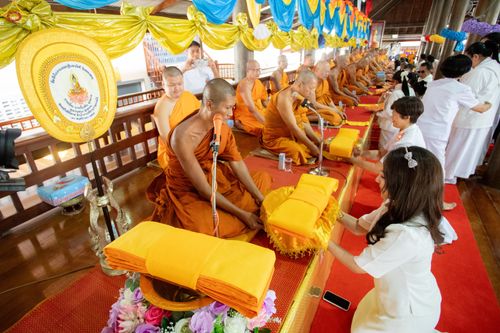 ภาพ No.291523:วันที่ 9 มกราคม พ.ศ. 2569  พิธีทอดผ้าป่าทำนุบำรุงศาสนสถาน  ณ วัดสรรเพรช อ.สามพราน จ.นครปฐม  ในโครงการธรรมยาตรา กตัญญูบูชา มหาปูชนียาจารย์  พระมงคลเทพมุนี(สด จนฺทสโร) พระผู้ปราบมาร  อนุสรณ์สถาน 7 แห่ง ปีที่ 14