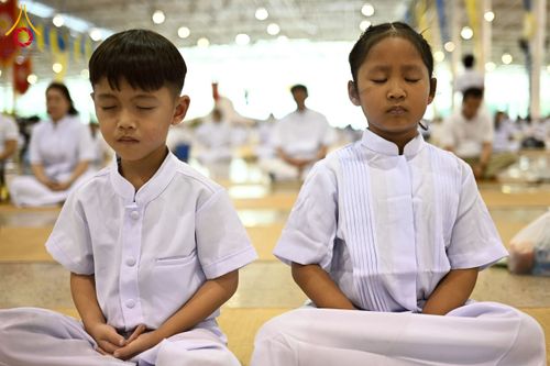 ภาพ No.264645:วันอาทิตย์ที่ 2 พฤศจิกายน พ.ศ. 2568 พิธีทอดกฐินสามัคคี ณ สภาธรรมกายสากล วัดพระธรรมกาย