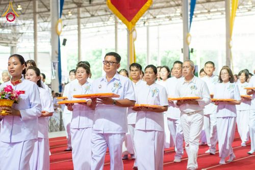 ภาพ No.215616:วันอาทิตย์ต้นเดือนที่ 6 เมษายน พ.ศ. 2568 ขบวนอัญเชิญผ้าป่าสมทบ มหาสังฆทาน 40,000 กว่าวัดทั่วประเทศ ณ สภาธรรมกายสากล วัดพระธรรมกาย