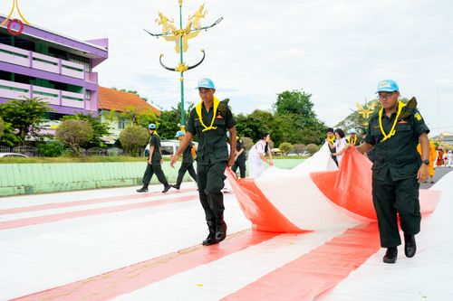 ภาพ No.341196:วันที่ 27 กรกฎาคม พ.ศ. 2569 พิธีตักบาตรพระ 1,000 รูป เมืองพัทลุง  ณ ถนนราเมศวร์ อ.เมือง จ.พัทลุง