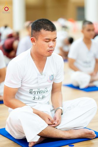 ภาพ No.350120:วันที่ 17-18 กันยายน พ.ศ. 2569 โครงการบรรพชาพัฒนาคุณธรรม จริยธรรม สำหรับนักเรียนนายสิบตำรวจ (นสต.) รุ่นที่ 16 ศูนย์ฝึกอบรมตำรวจภูธรภาค 1  ได้จัดกิจกรรม ณ สภาธรรมกายสากล ห้องแก้ว2