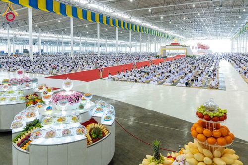 ภาพ No.308374:วันที่ 1  กุมภาพันธ์ พ.ศ. 2569 พิธีบูชาข้าวพระอาทิตย์ต้นเดือน ณ สภาธรรมกายสากล วัดพระธรรมกาย