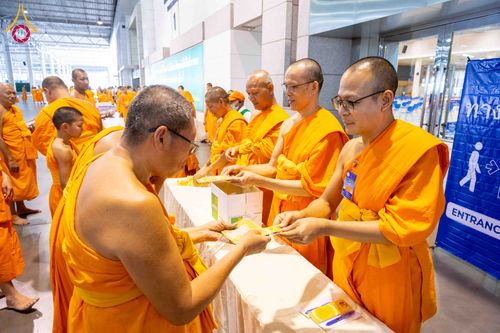 ภาพ No.309444:วันที่ 12 กุมภาพันธ์ พ.ศ. 2569 การสอบบาลีสนามหลวง ประจำปี 2569 ประโยค 1-2, ป.ธ.3/ ประโยค บ.ศ.1-2, บ.ศ.3 ณ สนามสอบประจำจังหวัดปทุมธานี แห่งที่ 2  วัดพระธรรมกาย อ.คลองหลวง จ.ปทุมธานี