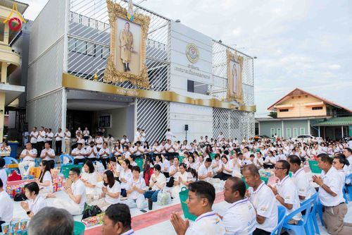 ภาพ No.346981:วันอาทิตย์ที่ 30 สิงหาคม พ.ศ. 2569  พิธีทำบุญตักบาตรพระ 123 รูป เนื่องในโอกาสครบรอบ 122 ปี แห่งการก่อตั้งอำเภอคลองหลวง จังหวัดปทุมธานี ณ บริเวณหน้าที่ว่าการอำเภอคลองหลวง