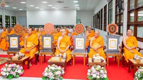 ภาพ No.342991:วันอาทิตย์ที่ 9 สิงหาคม พ.ศ.2569 พิธีมอบพัด ตั้งฐานานุกรม พระราชภาวนาวชิรวิเทศ วิ. ณ ห้องอาคารปลูกศรัทธา 2 วัดพระธรรมกาย