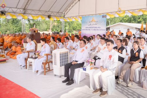ภาพ No.331394:วันที่ 31 พฤษภาคม พ.ศ.2569 พิธีทอดผ้าป่าและตอกเสาเข็มมงคลต้นแรก องค์พระเจดีย์เพื่อสร้างสันติภาพโลก  ณ ธุดงคสถานพัฒนานิคม จังหวัดลพบุรี